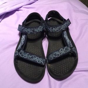 Tevas